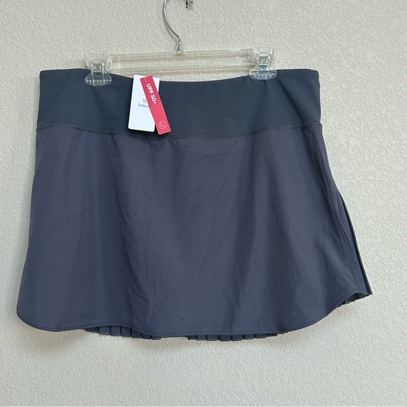 NWT Baleaf Women’s 2XL Active Skort Pleated UPF 50+ Athletic Tennis Golf Skirt - Picture 1 of 8